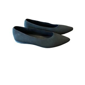 Women's Black Knit Pointed Toe Flats